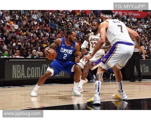 湖人队与骑士队激战正酣2021年1月25日精彩赛事回顾与分析